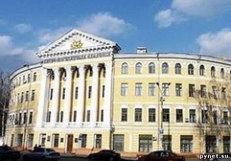 На территории Киево-Могилянской академии нашли снаряд