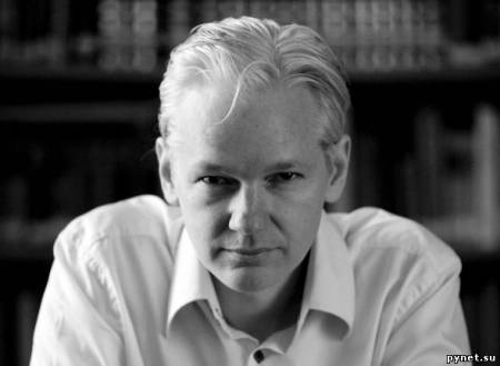 Основатель WikiLeaks заработает на издании своей биографии 1,5 млн долл