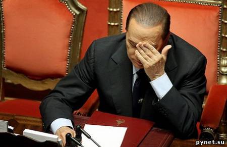 У Берлускони обнаружили гарем из 14 женщин