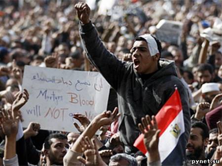В Каире вновь произошли столкновения сторонников и противников Мубарака. Изображение 1