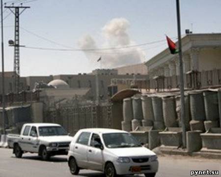 Смертники атаковали банк в Афганистане: 40 человек погибли