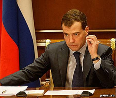Дмитрий Медведев ввел санкции против режима Каддафи
