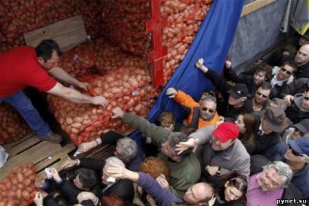 В Греции «картофельная» революция