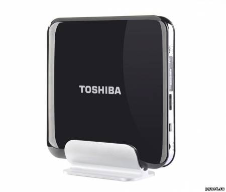 Внешний накопитель Toshiba STOR.E D10 co скоростной передачей данных. Изображение 1