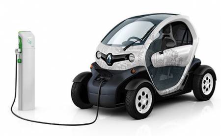 Renault представила двухместный электромобиль по цене скутера